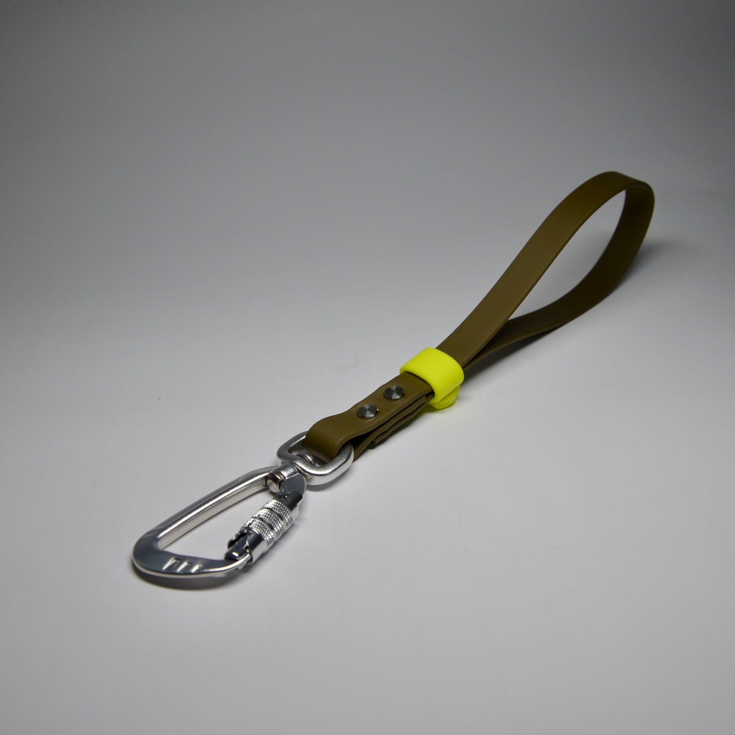 Kurzführer und Schleppleinenhalterung                                        aus BioThane®